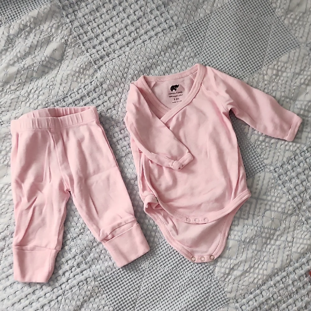 Pink Kids Matching Set - Picture 2 of 6